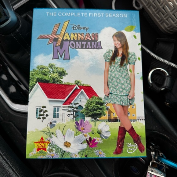 Disney Hannah Montana Season 1 DVD - Blue and Multicolor Cover - Picture 1 of 8